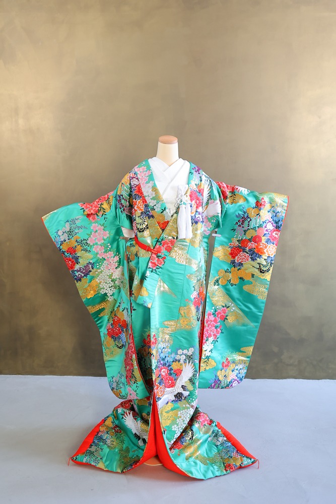 ロケーション衣装 03 正面