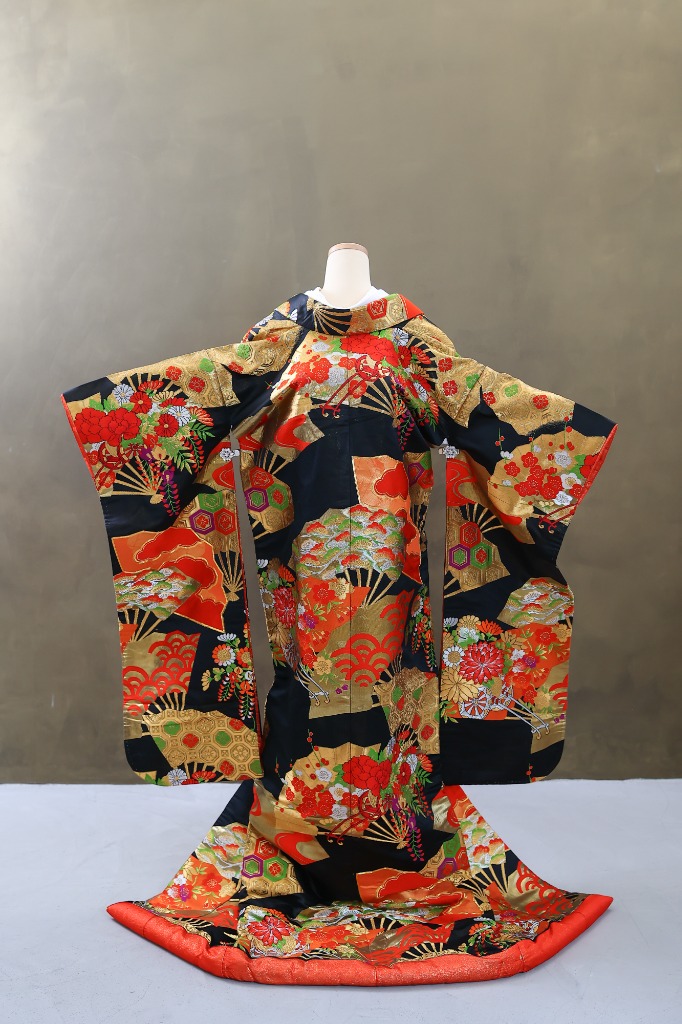 ロケーション衣装 06 背面