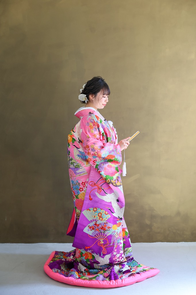 ロケーション衣装 13 側面/背面